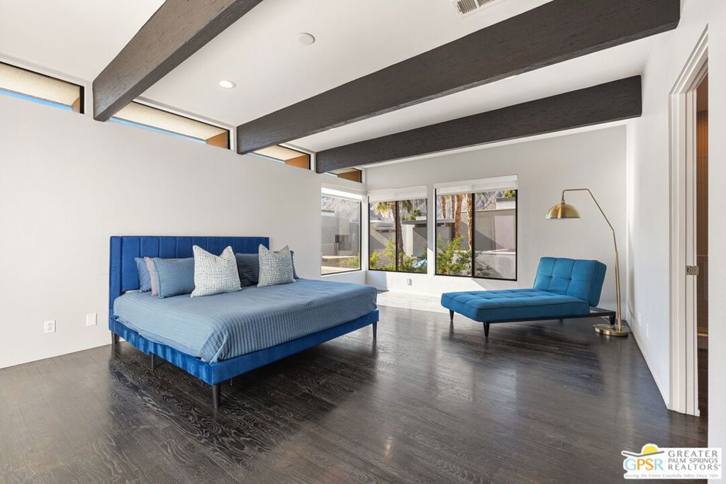 48 @ Baristo - Residential