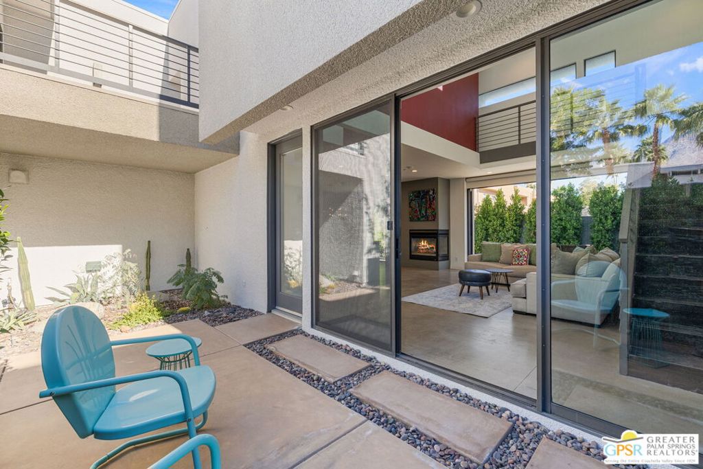 48 @ Baristo - Residential