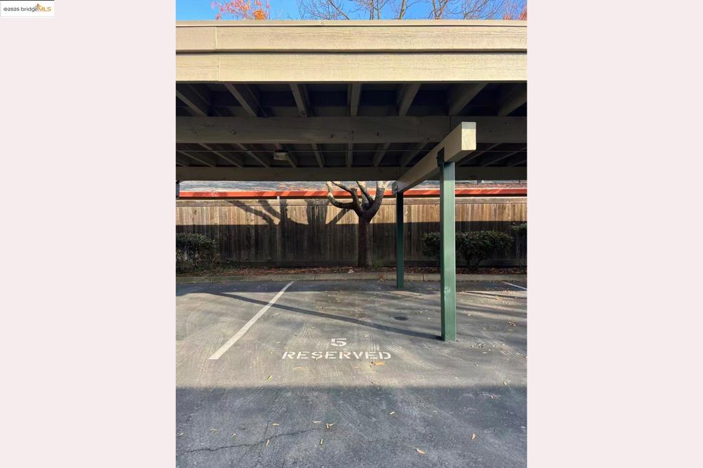 TWO WORLDS - Residential