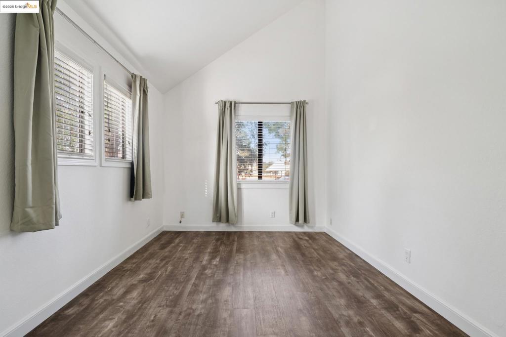 TWO WORLDS - Residential