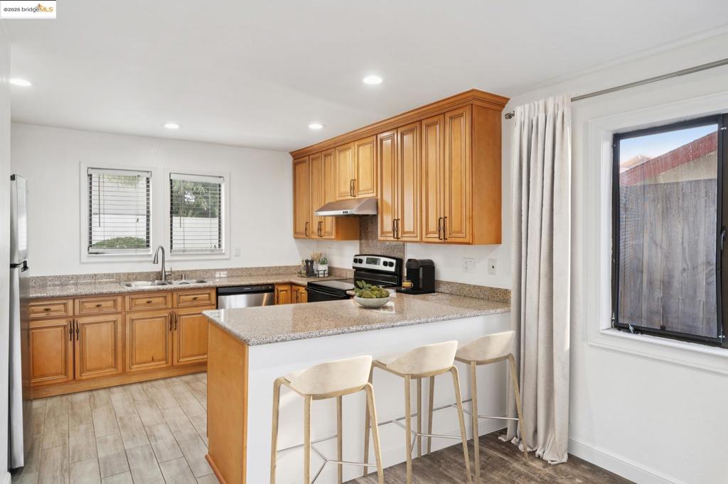 TWO WORLDS - Residential