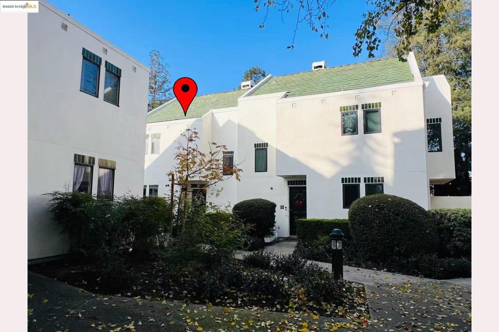 TWO WORLDS - Residential