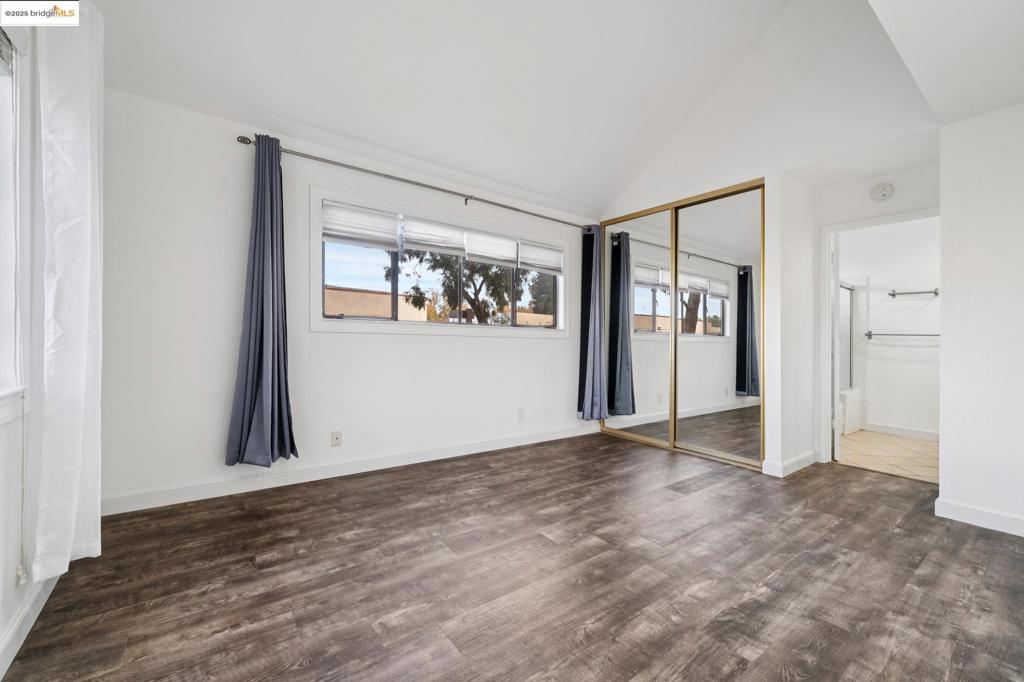 TWO WORLDS - Residential