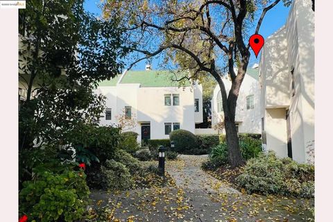 Photo of 95 Mozden Ln Ln, Pleasant Hill, CA 94523 (MLS # 41119028)