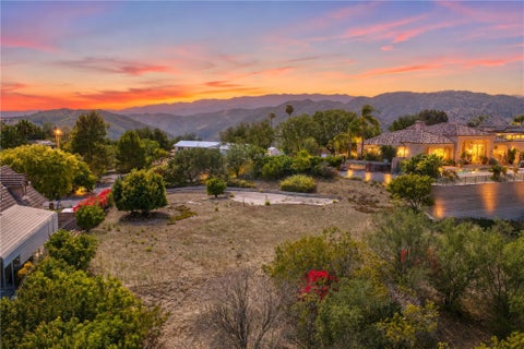 Photo of 1645 Santa Margarita DR, Fallbrook, CA 92028 (MLS # NP26186675)
