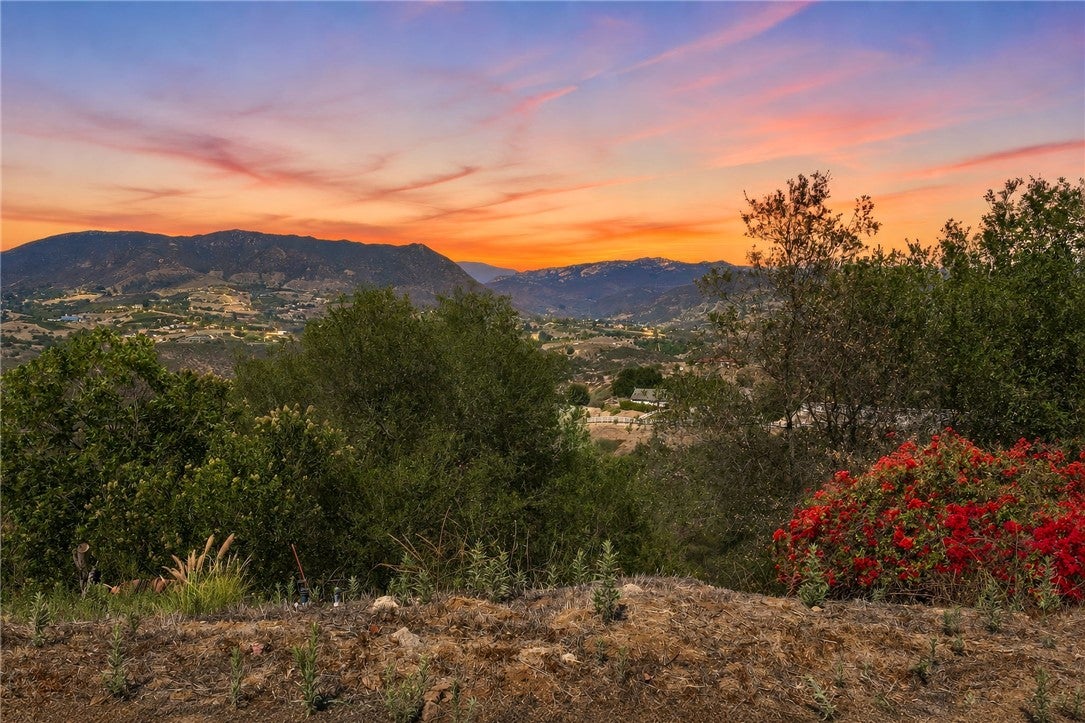 1645 Santa Margarita
