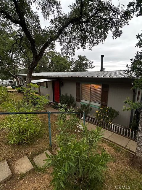 Photo of 16371 32nd Ave, Clearlake, CA 95422 (MLS # LC26018058)