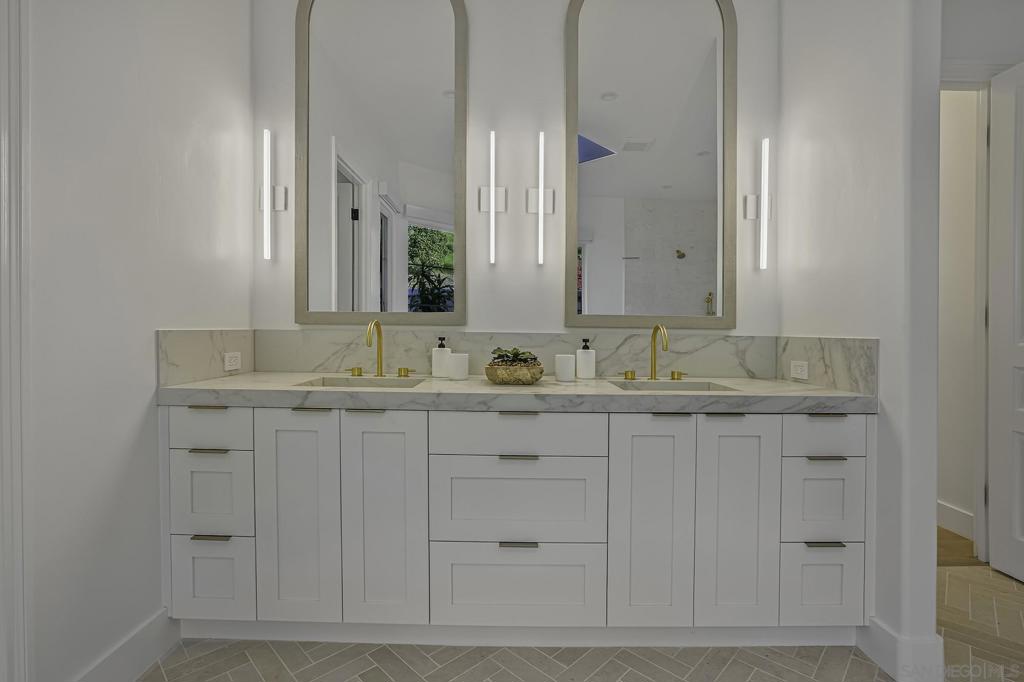 Rancho Santa Fe - Residential