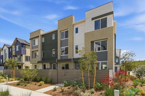 Photo of 27308 Bear Creek Lane, Valencia, CA 91381 (MLS # IV26188686)