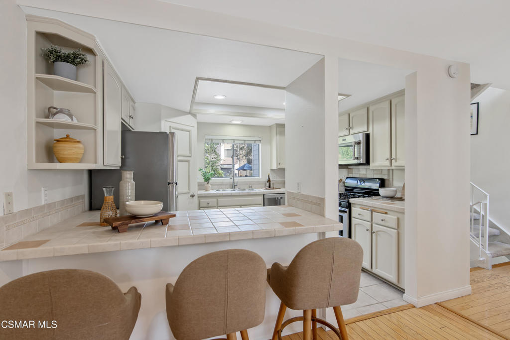 Westlake Bay-728 - 728 - Residential