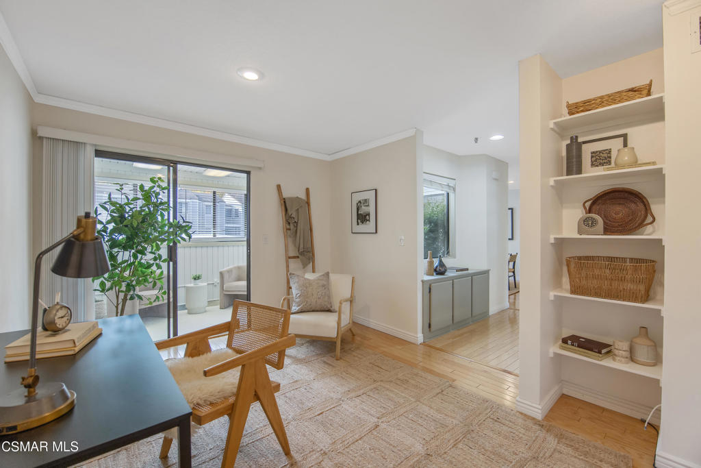 Westlake Bay-728 - 728 - Residential