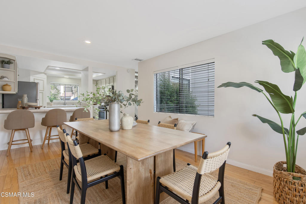 Westlake Bay-728 - 728 - Residential