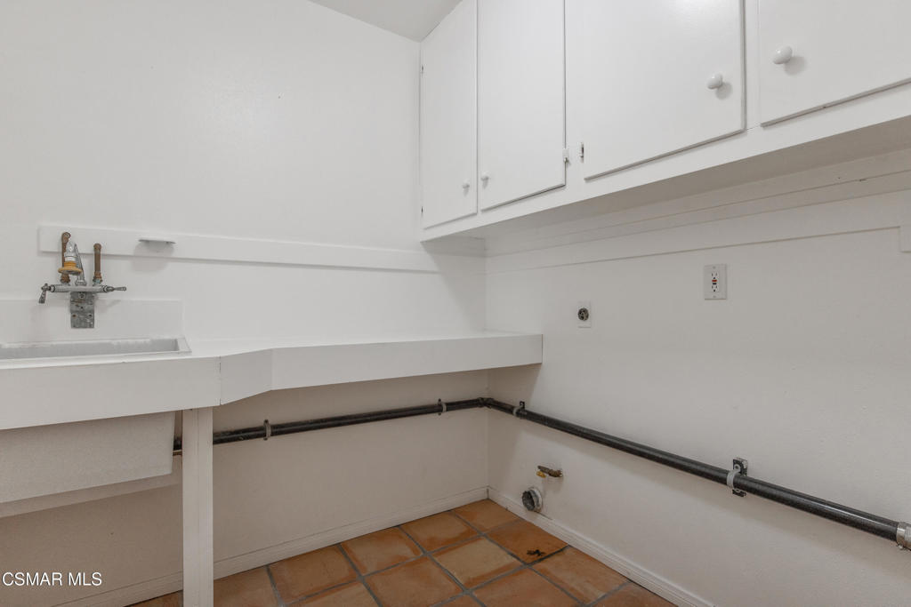 Westlake Bay-728 - 728 - Residential