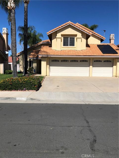 Photo of 25790 Via Salerno Court, Moreno Valley, CA 92551 (MLS # SW26047584)