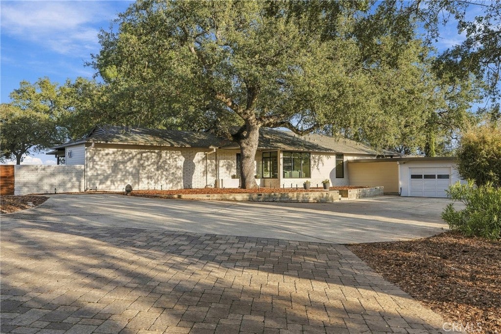 810 Cherry Street