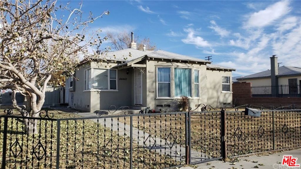 +13% Rental income Monthly Rent is $7588 x 12 = $91,056 for a $700,000 Property. HIGH CASH FLOW 3 Unit property and has a Garage can convert to a 4th unit, to make even more cash flow. Very rare to find this high of a cash flow property in California.
