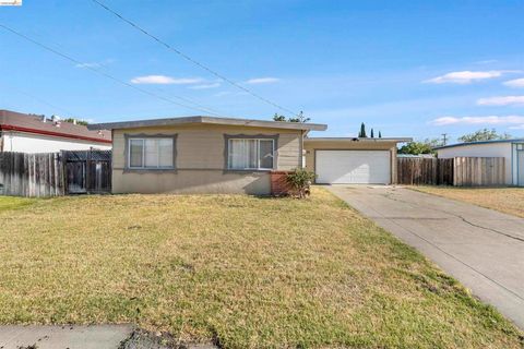 Photo of 4093 Glenwood St ST, Fremont, CA 94538 (MLS # 41141653)