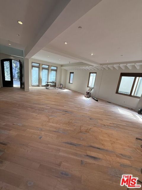 Photo of 1126 Yale Street, Santa Monica, CA 90403 (MLS # 26667139)