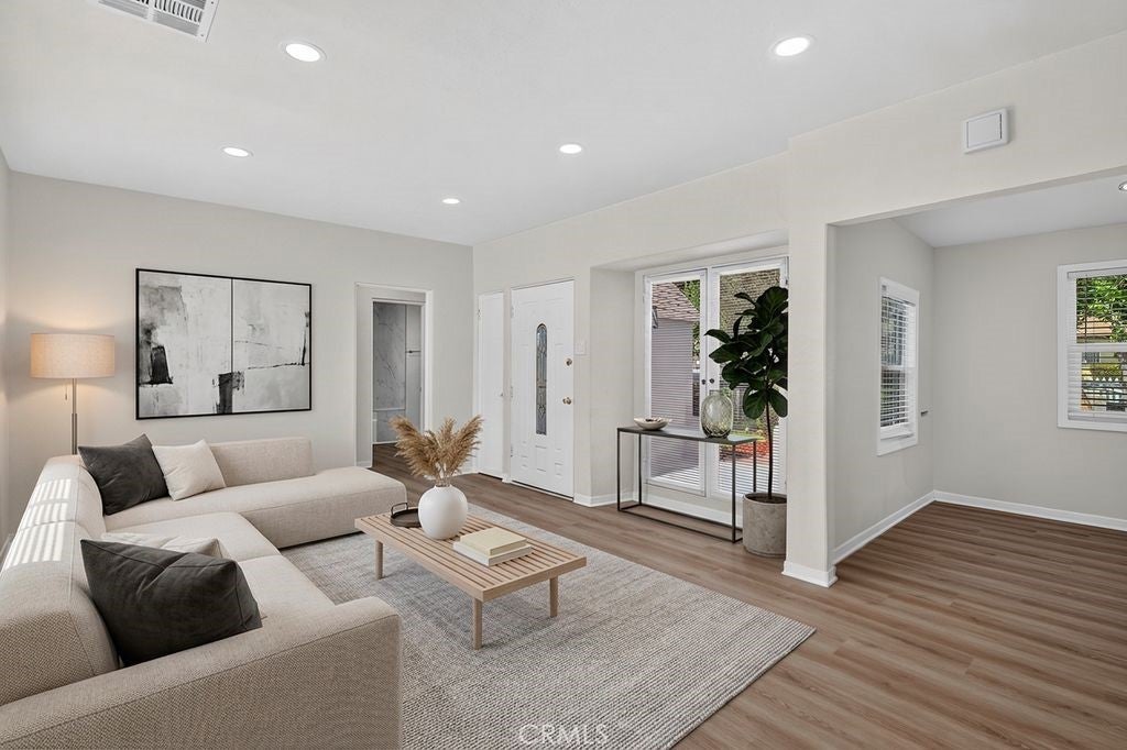 416 N Monterey