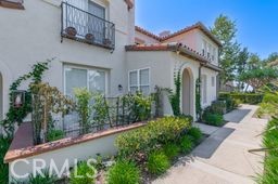5 Sorrento Court