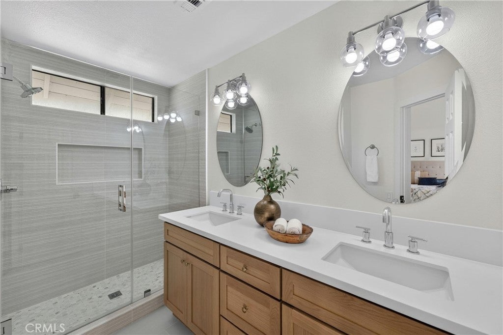 43 Oxbow Creek, Laguna Hills CA 92653 - Photo 33