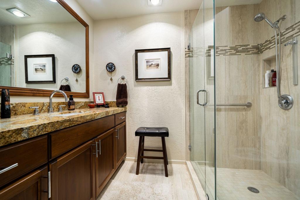 The Springs C.C. - Residential