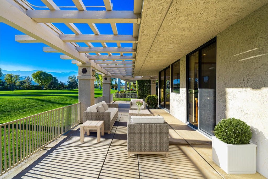 The Springs C.C. - Residential