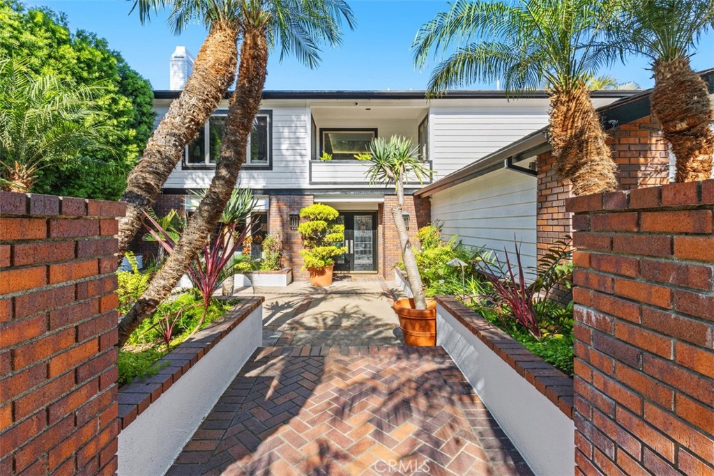 6421 E Bixby Hill Road