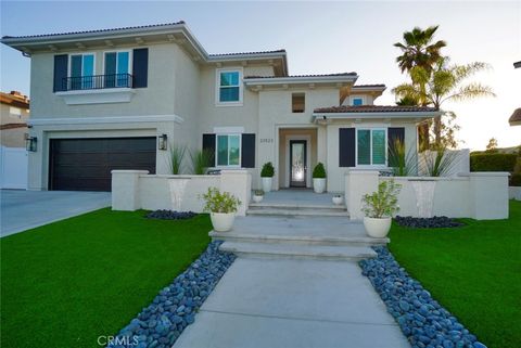Photo of 23523 Taft Court, Murrieta, CA 92562 (MLS # SW26074727)