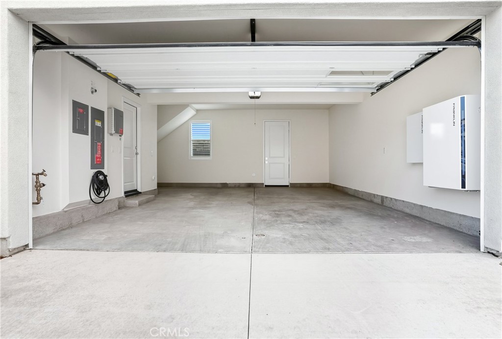 Mariposa - Residential Lease