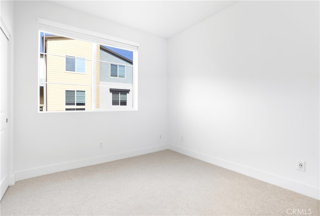 Mariposa - Residential Lease