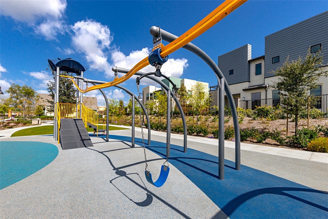 Mariposa - Residential Lease