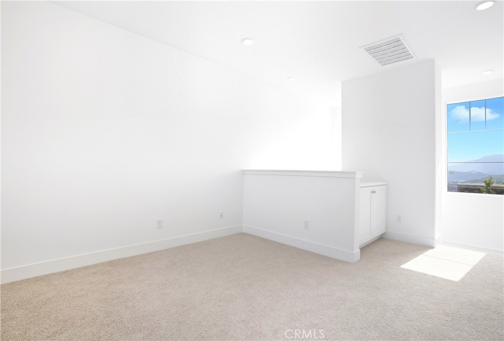 Mariposa - Residential Lease