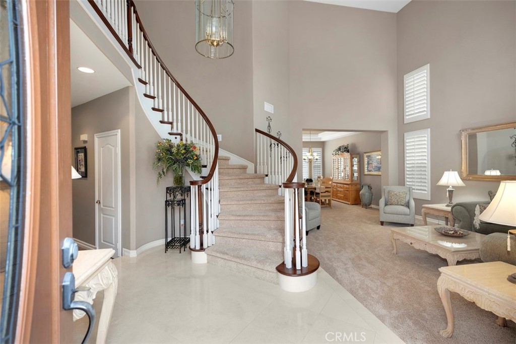 4 Roosevelt Drive 4 Roosevelt Drive