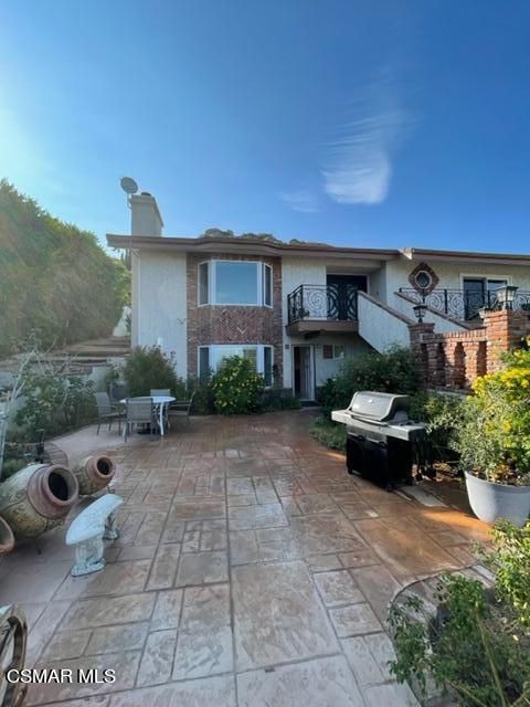 Photo of 7869 Mesa Drive, Simi Valley, CA 93063 (MLS # 226000938)