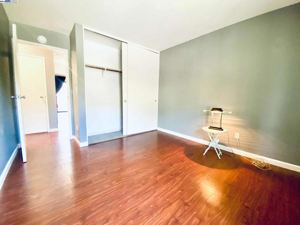 CASTRO VALLEY - Residential