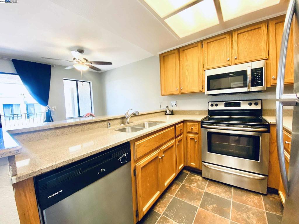 CASTRO VALLEY - Residential