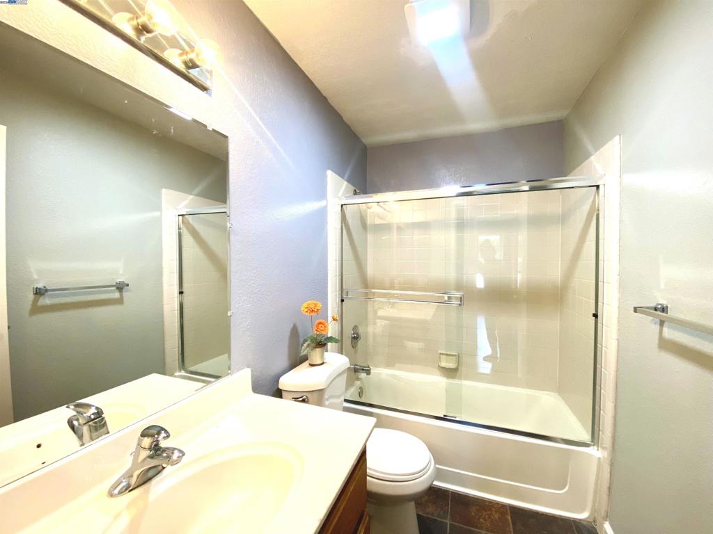 CASTRO VALLEY - Residential