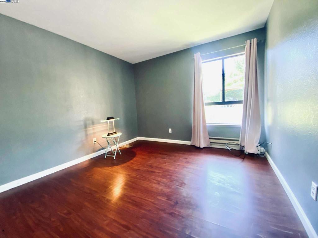 CASTRO VALLEY - Residential