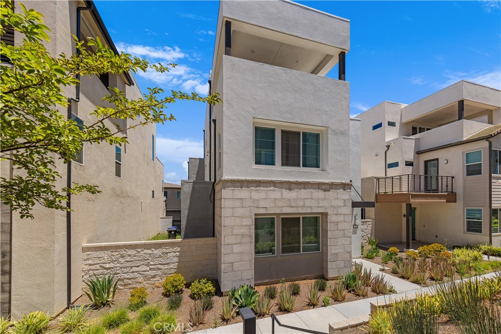 27216 W Coyote Bush Ct