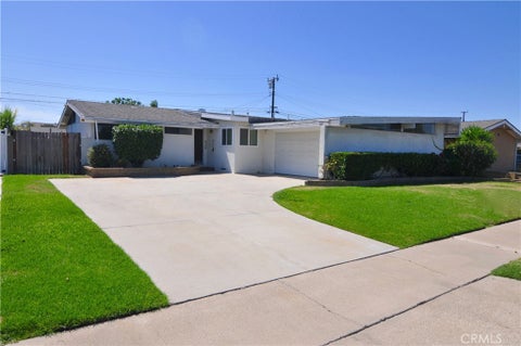 Photo of 7122 Stahov AVE, Westminster, CA 92683 (MLS # OC26199056)