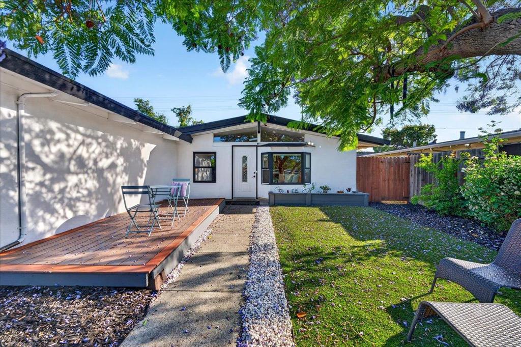 854 Lakewood Drive