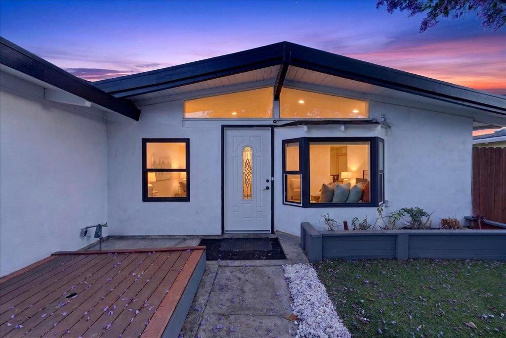 854 Lakewood Drive