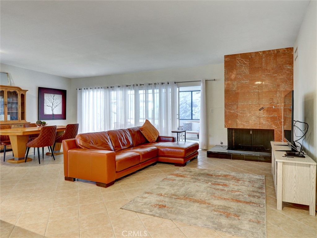 Indian Wells C.C. (32509) - Residential