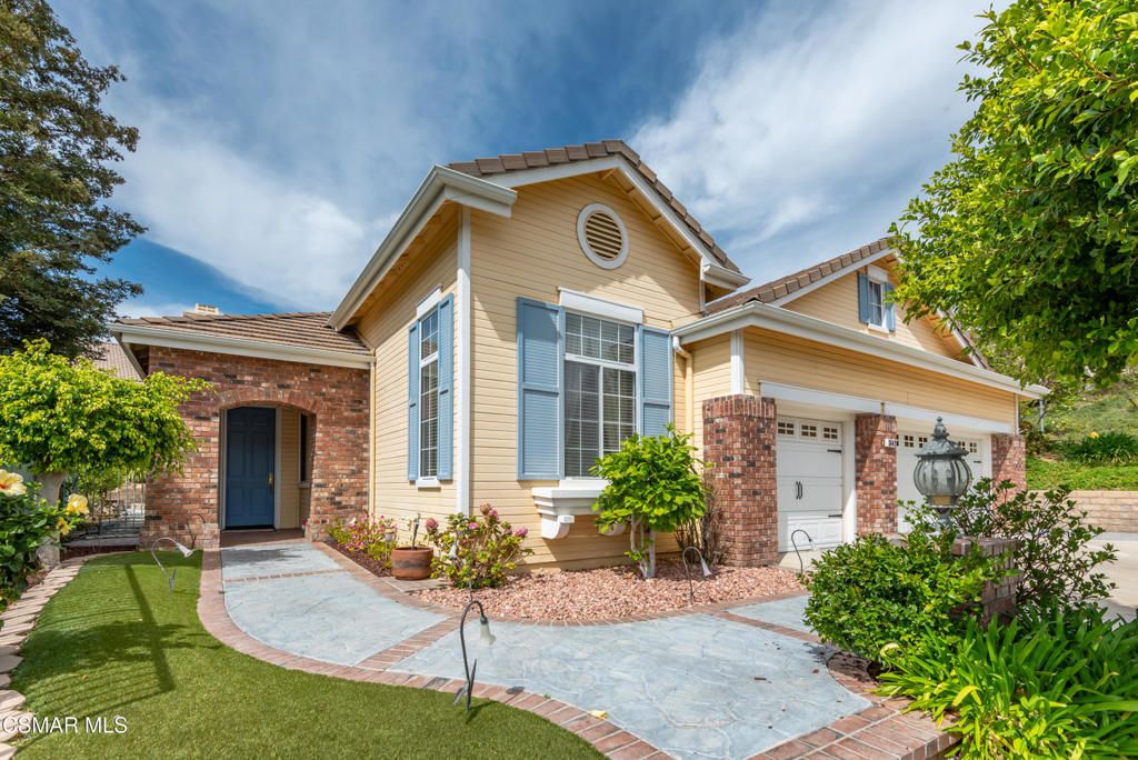 Photo of 3642 Lang Ranch Parkway, Thousand Oaks, CA 91362 (MLS # 226001212)