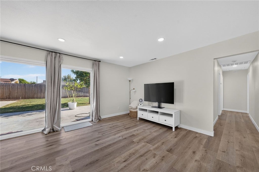 1132 Broadmoor