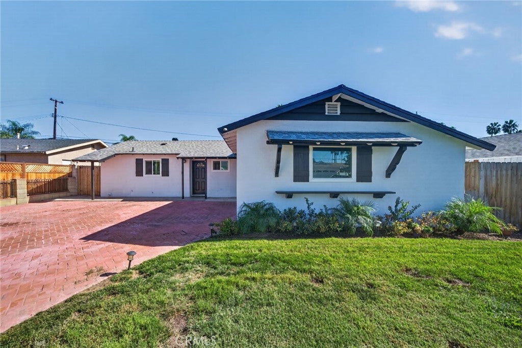 1132 Broadmoor