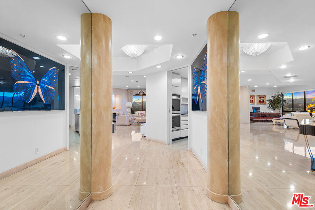 10490 Wilshire Boulevard 1206