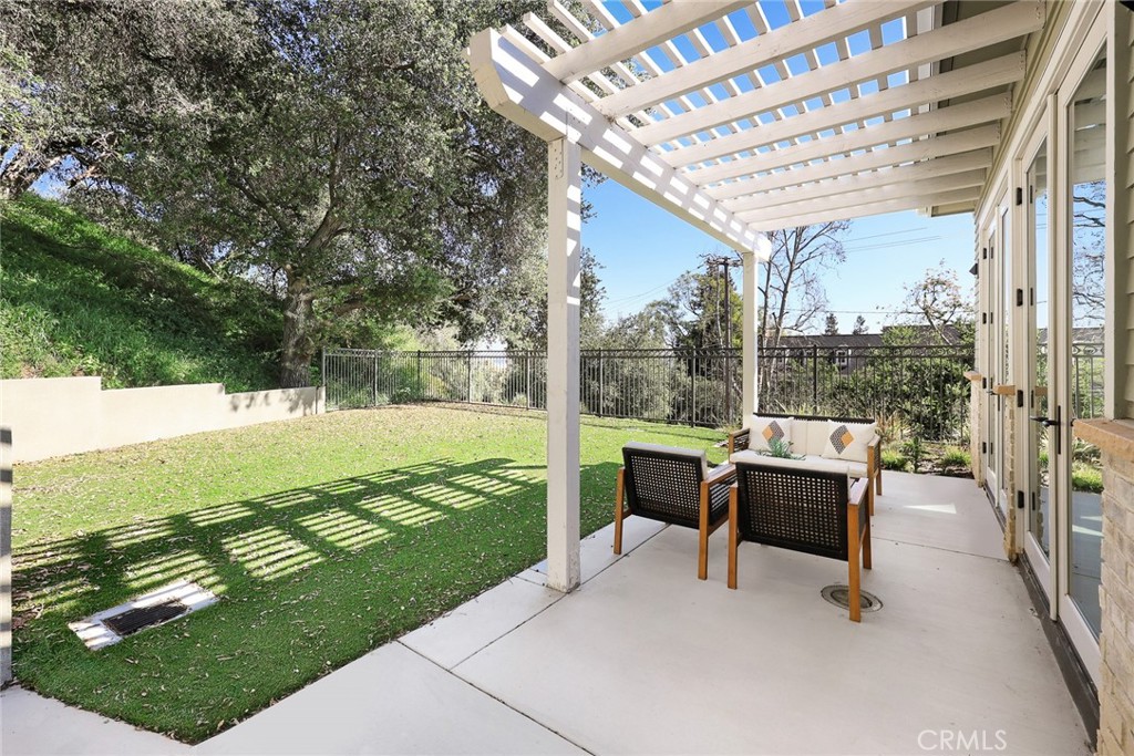 Sierra Madre, California, 91024, United States, 5 Bedrooms Bedrooms, ,6 BathroomsBathrooms,Residential,Active,2024506
