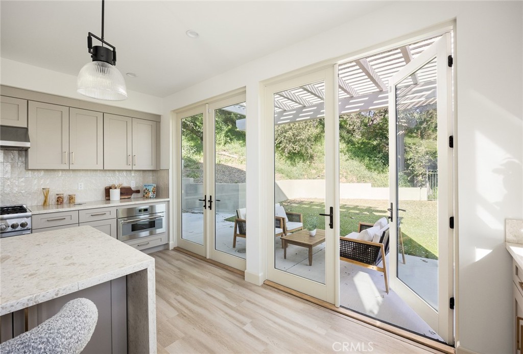 Sierra Madre, California, 91024, United States, 5 Bedrooms Bedrooms, ,6 BathroomsBathrooms,Residential,Active,2024506